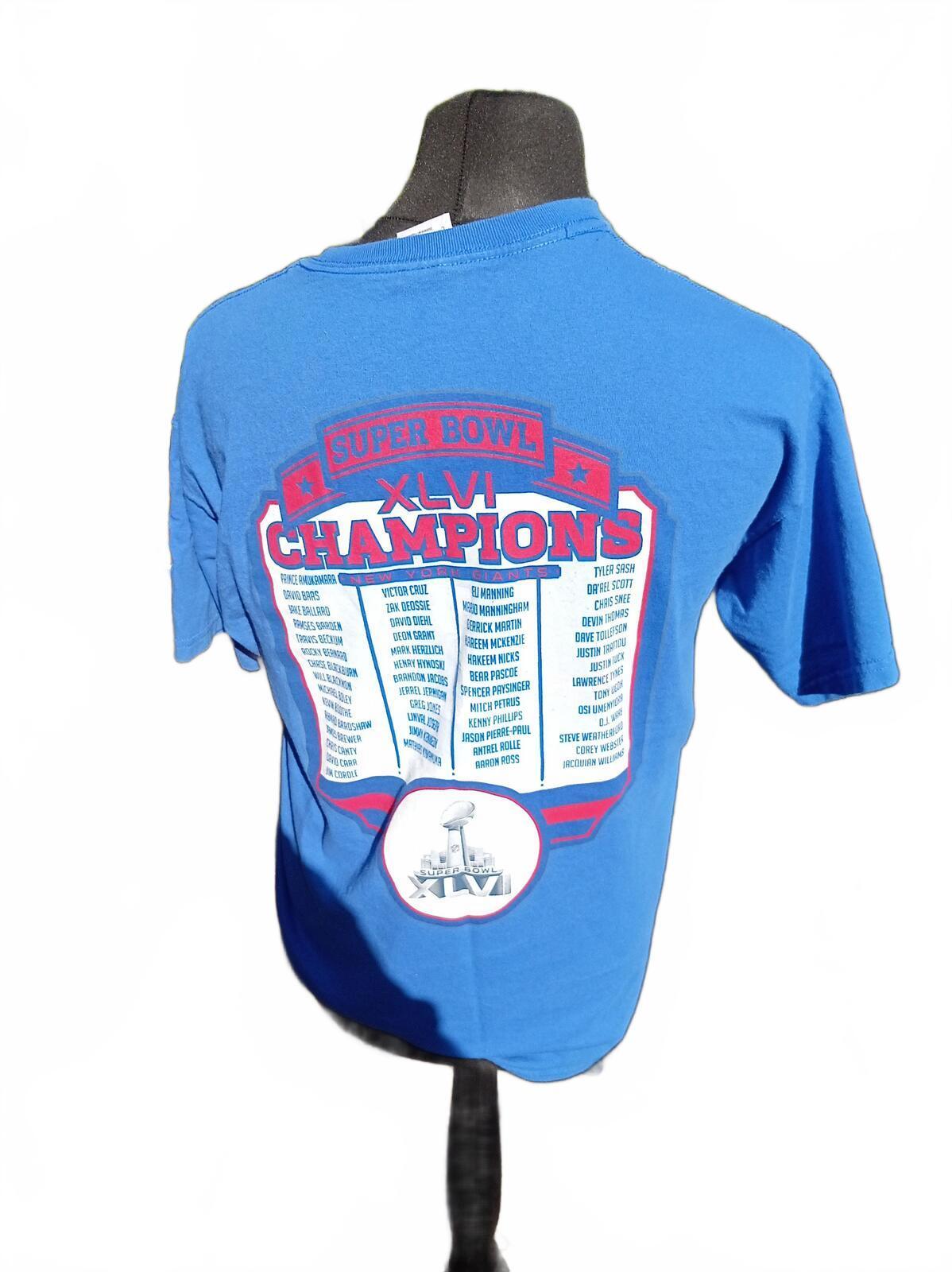 2015 Large Tee Celebrating NY Giants Super Bowl XLVI win