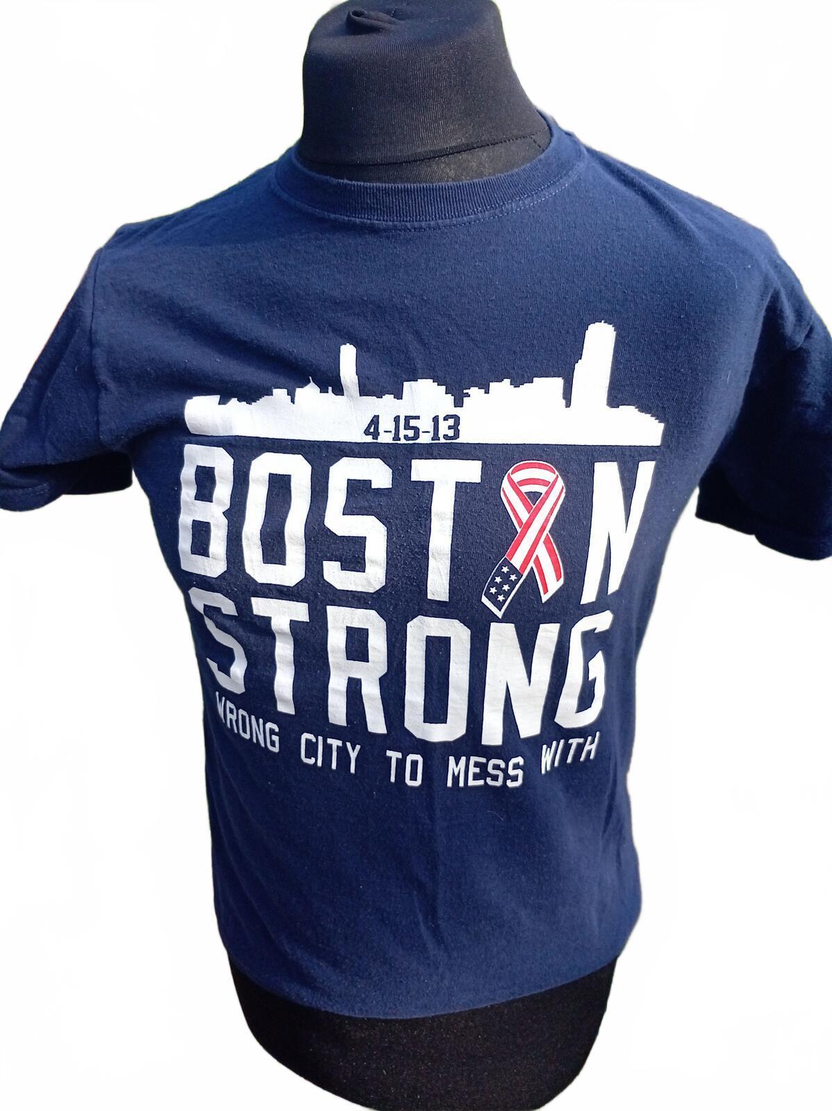 Boston Strong T‑Shirt Small Unisex Navy Graphic Tee Skyline Design Casual Fit