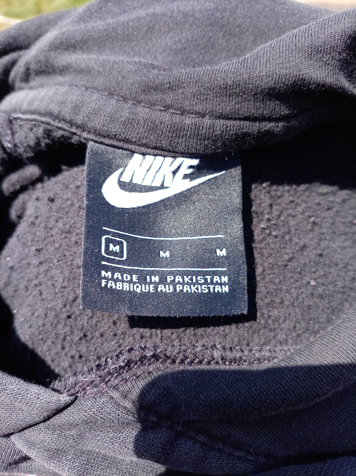 Nike Hoodie Men’s Medium – Black – Just Do It Patch – Pullover – Great Condition