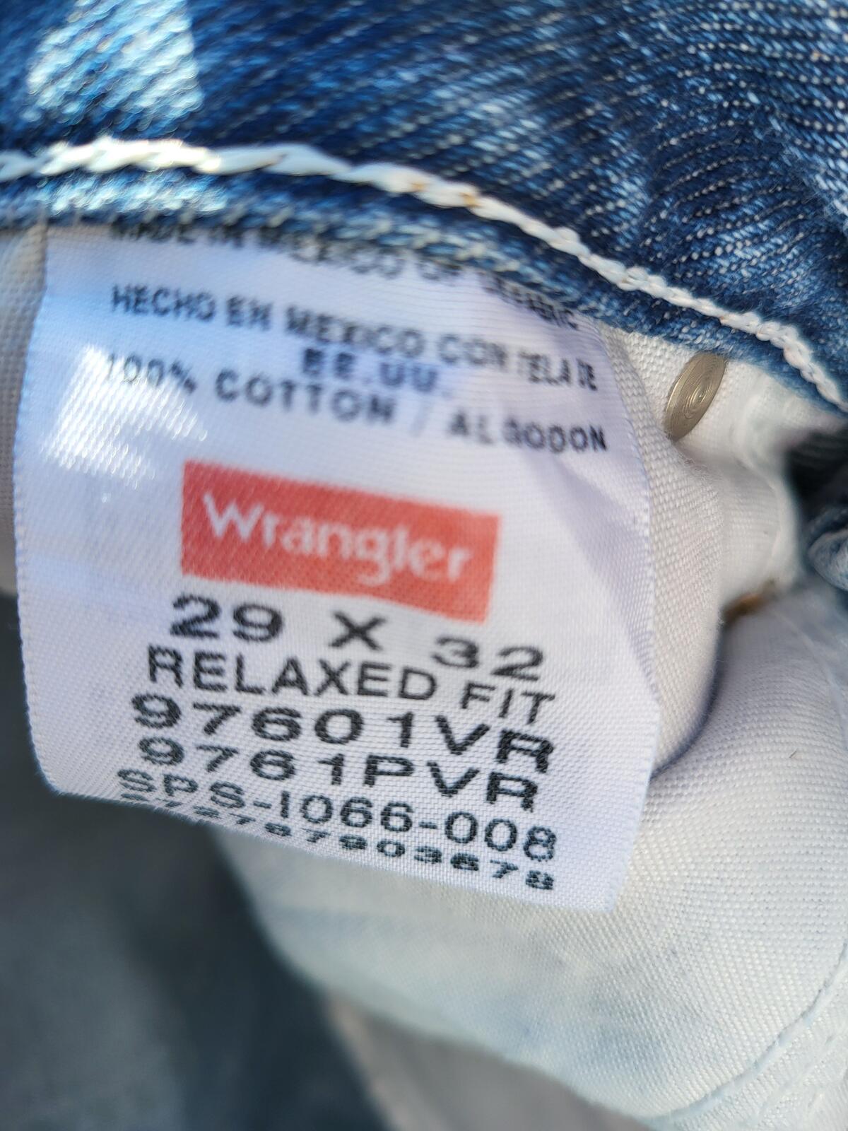 Wrangler Rugged Wear Jeans 29×32 – Blue Denim – Relaxed Fit – Great Condition
