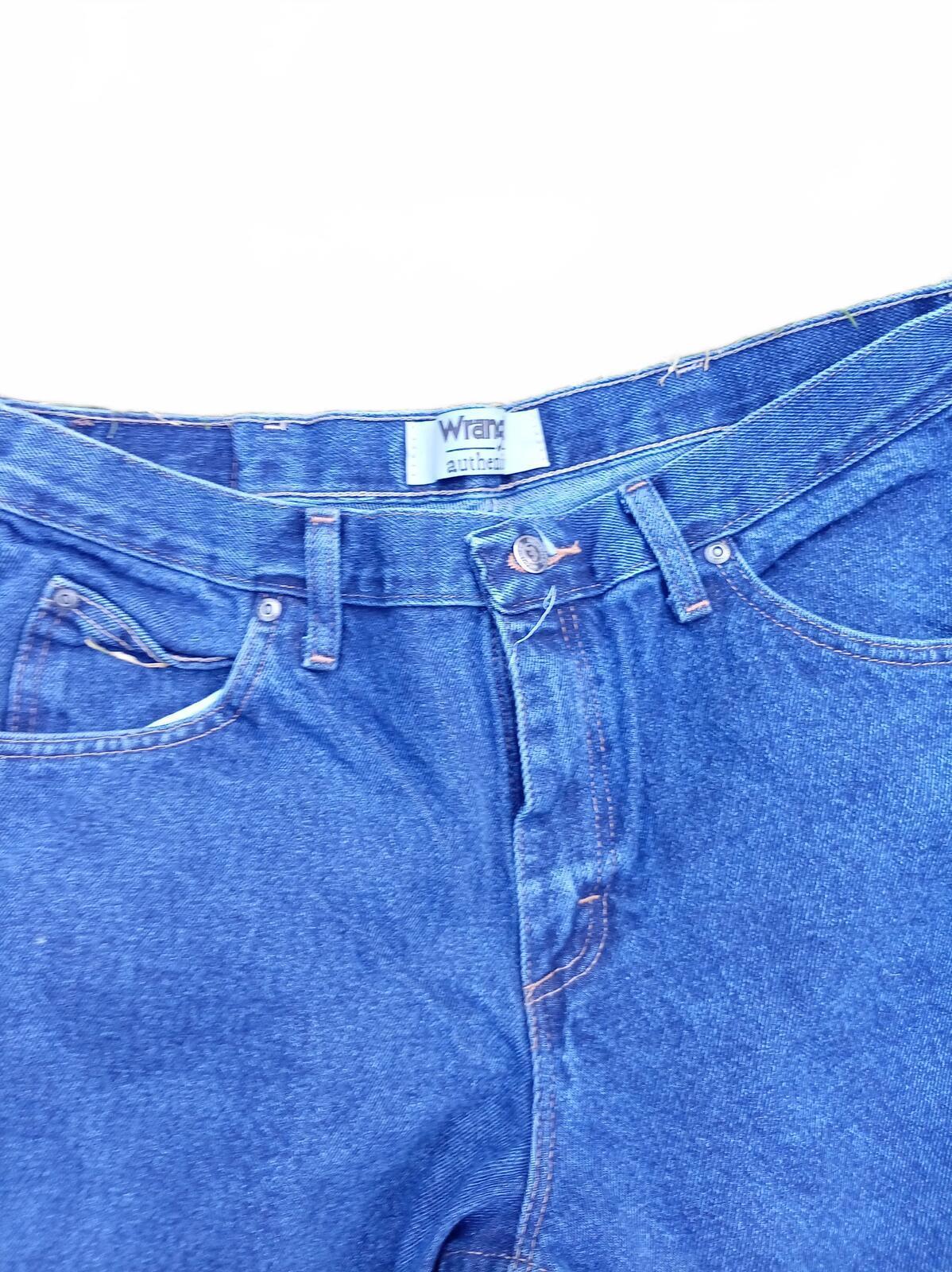 Men's Wrangler Authentics 100% Cotton Classic Jeans - Size W32 x L30