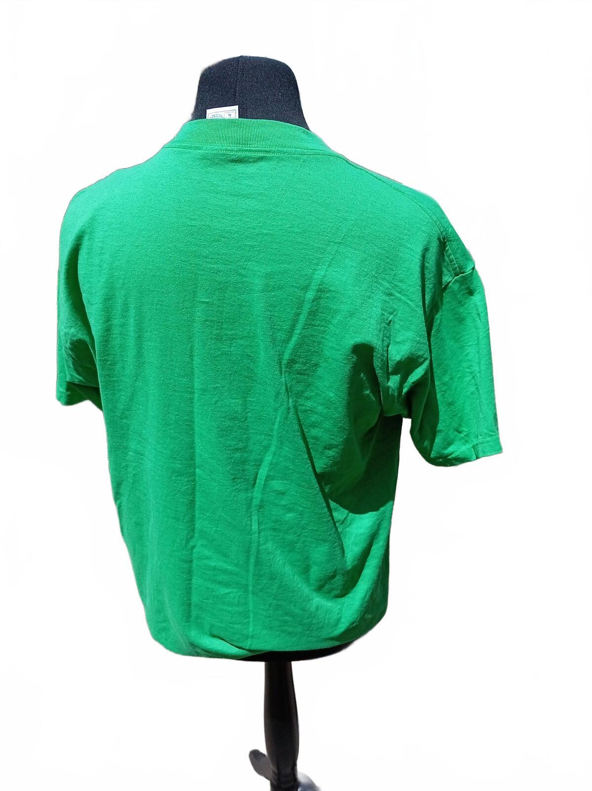 Vintage Vassar Football Graphic T-Shirt Green Men's XL Undefeated Since 1861