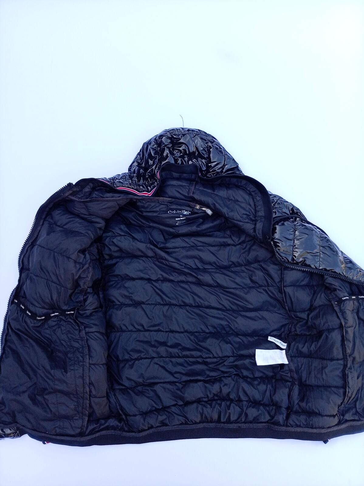 Calvin Klein Men's Hooded Puffer Jacket - Medium - Black High Shine Padded Coat