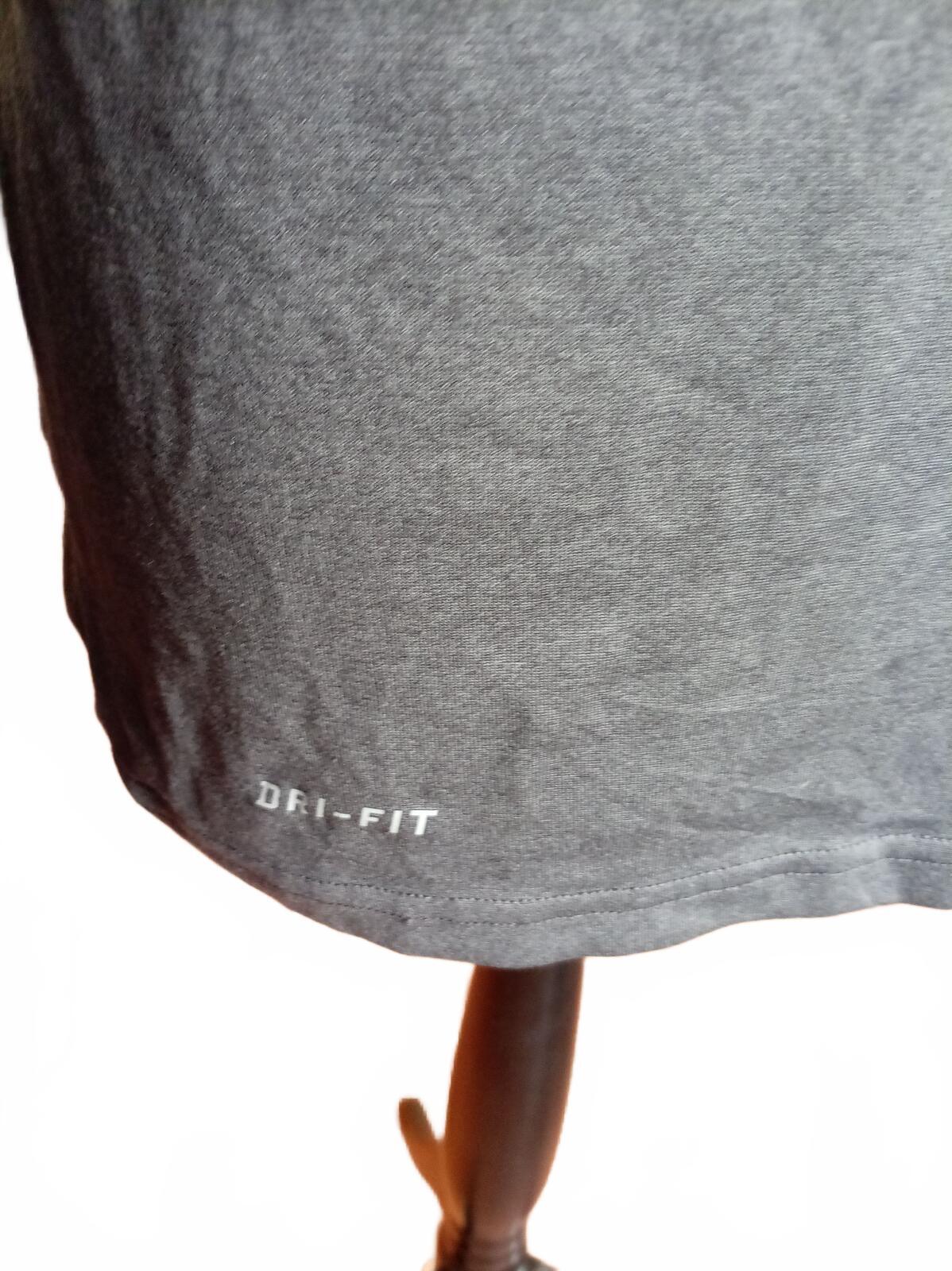 Nike Dri-FIT Long Sleeve T-Shirt - Small