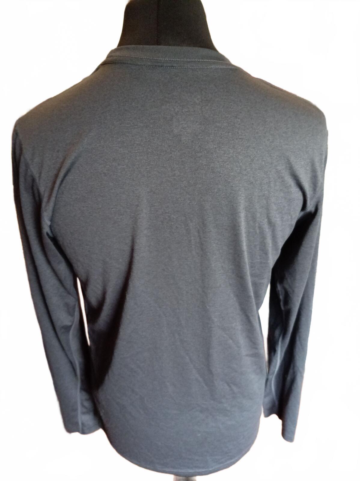 Nike Dri-FIT Long Sleeve T-Shirt - Small