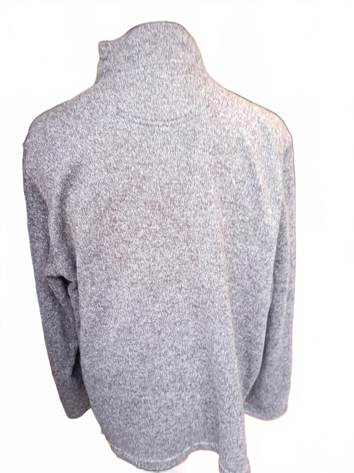 IZOD Men's Grey Half-Zip Fleece Pullover