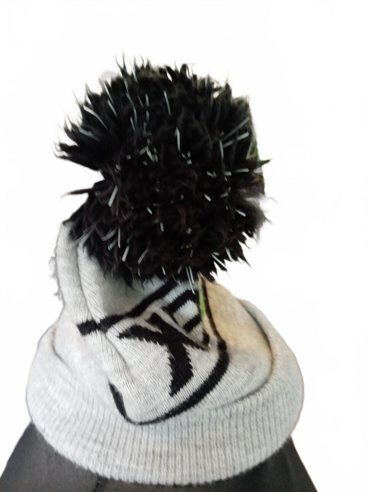 Official Xbox Grey Knitted Bobble Beanie Hat