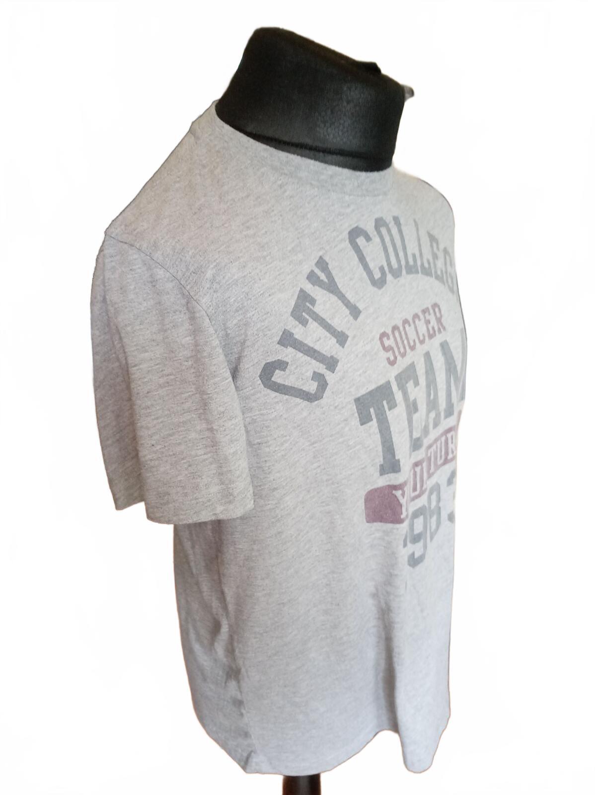 City College Soccer Team 1983 T Shirt Grey Graphic Varsity Mens Large L Casual