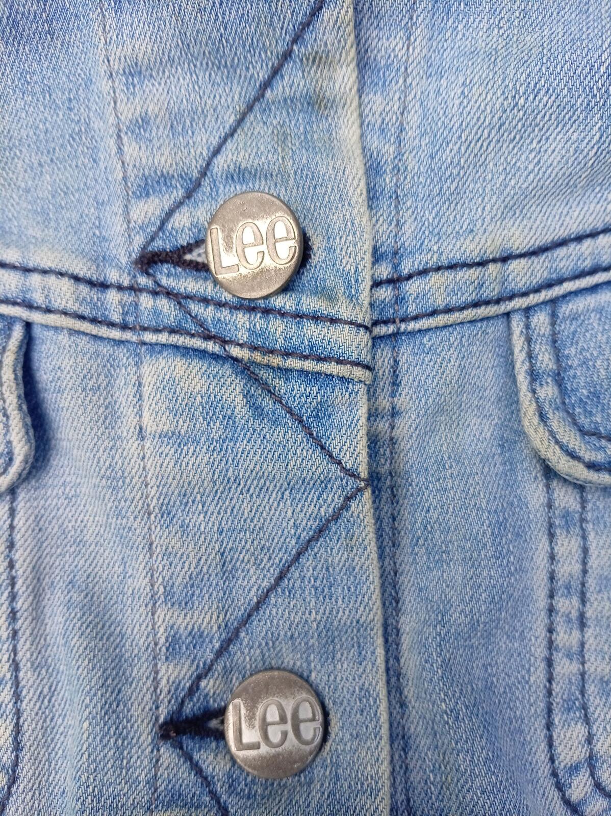 Lee Women's Rider Denim Trucker Jacket (4443J) - Light Wash Blue - Size Small