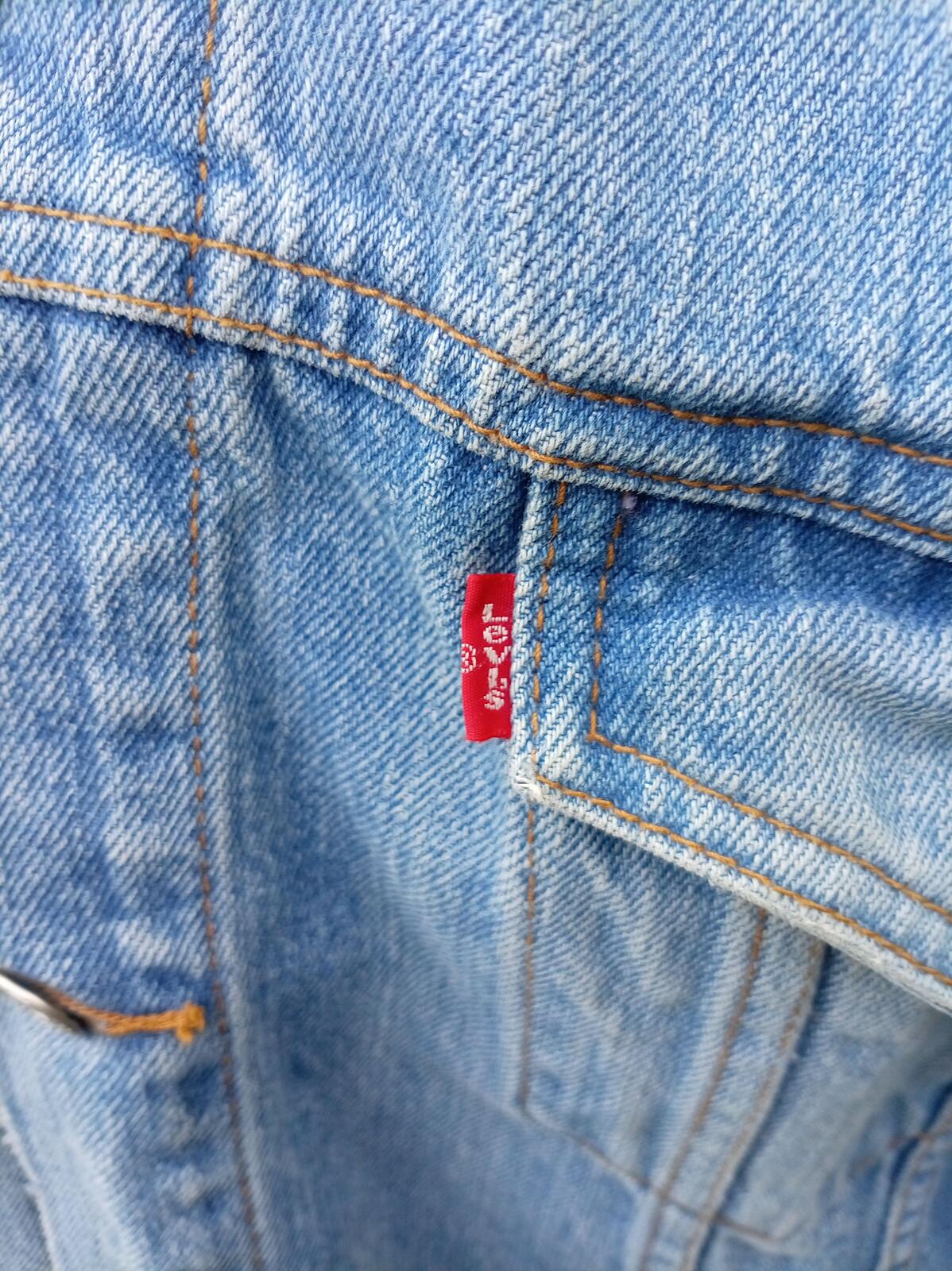 Vintage 90s Levis 70507 0500 Denim Trucker Jacket Men's XL Oversized Light Wash