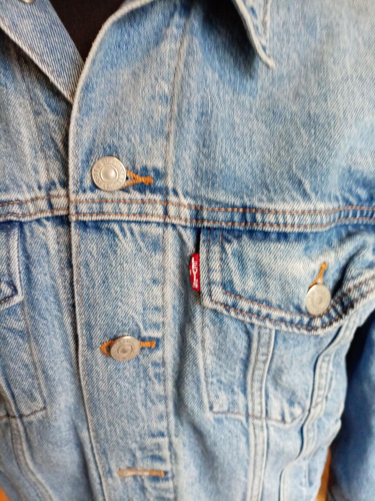 Levi's Premium Women's Ex-Boyfriend Trucker Denim Jacket L Large Blue 20" P2P