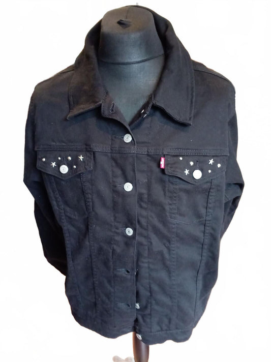 Levi's Women's Studded Star Black Denim Jacket 3X Plus Size 26" P2P Trucker Jean