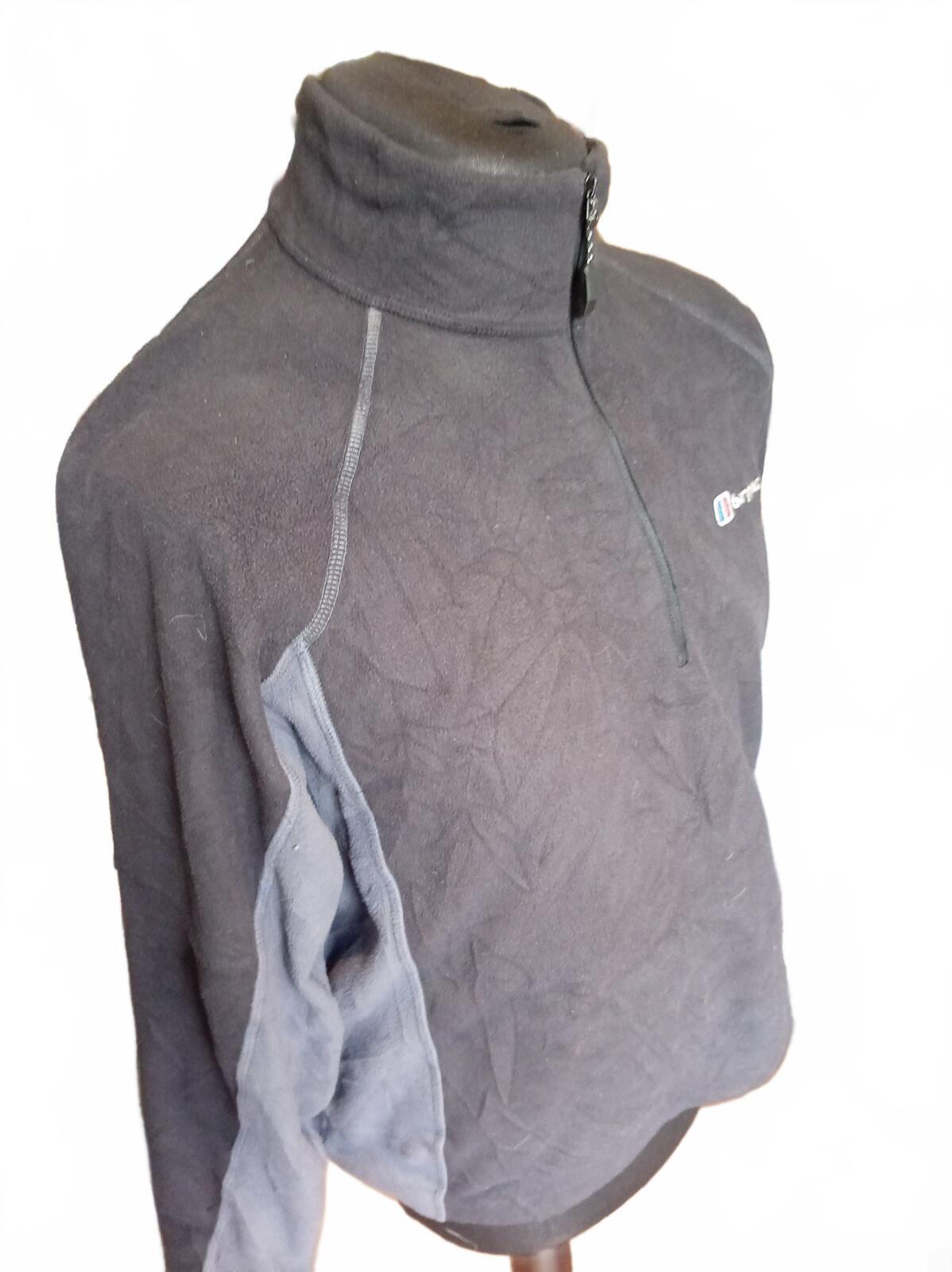 Berghaus Black and Grey Half Zip Fleece Pullover - Medium
