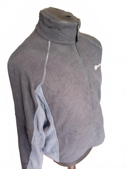 Berghaus Black and Grey Half Zip Fleece Pullover - Medium
