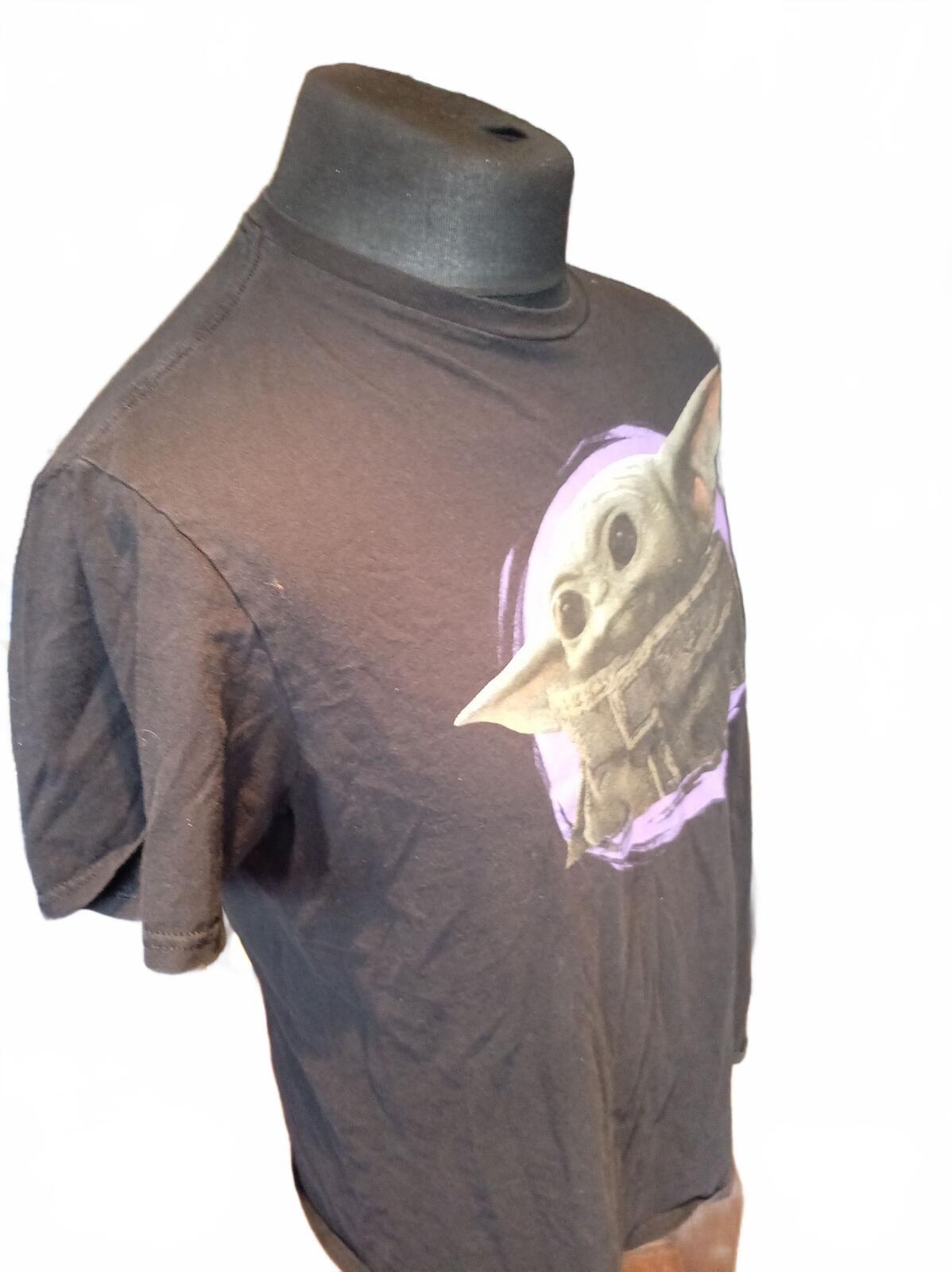 Black Baby Yoda Graphic T-Shirt - Large