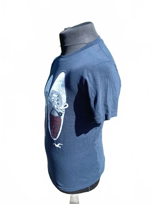 Hollister Men's T-Shirt Size Small S Navy Blue Graphic Tee Canvas Shoes Sneaker