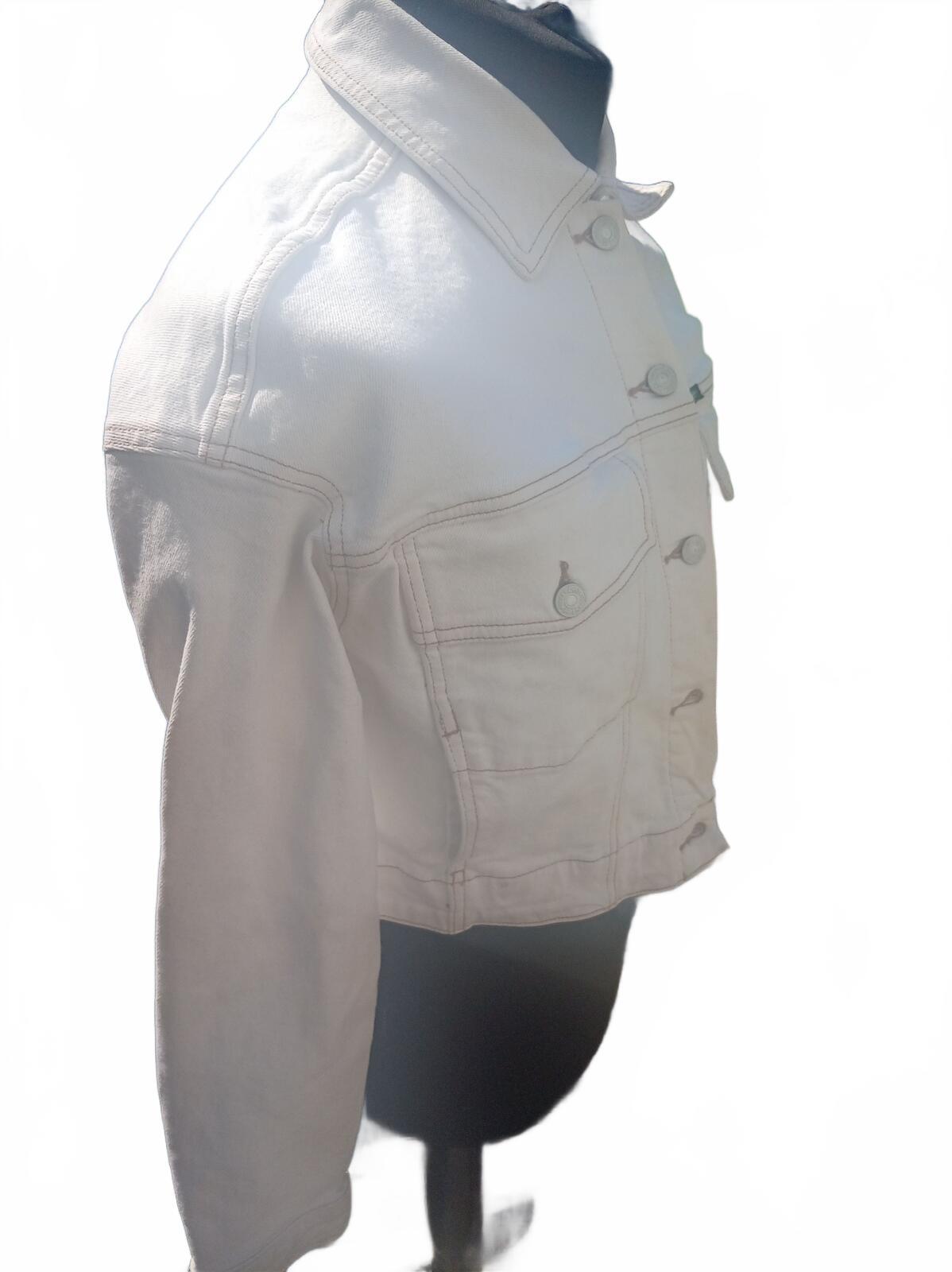 Lee Women's Denim Jacket Size 10 White Jean Trucker Coat Classic Casual Utility
