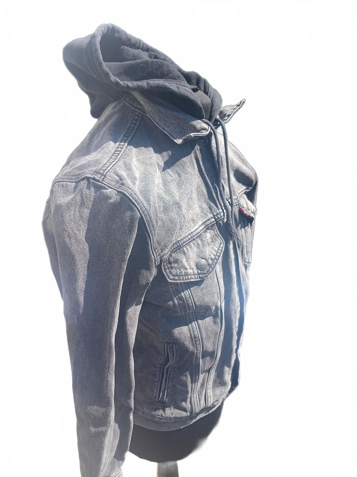 Levi's Men's Hooded Denim Trucker Jacket Small Black Grey Jams A8434 - P2P 19"