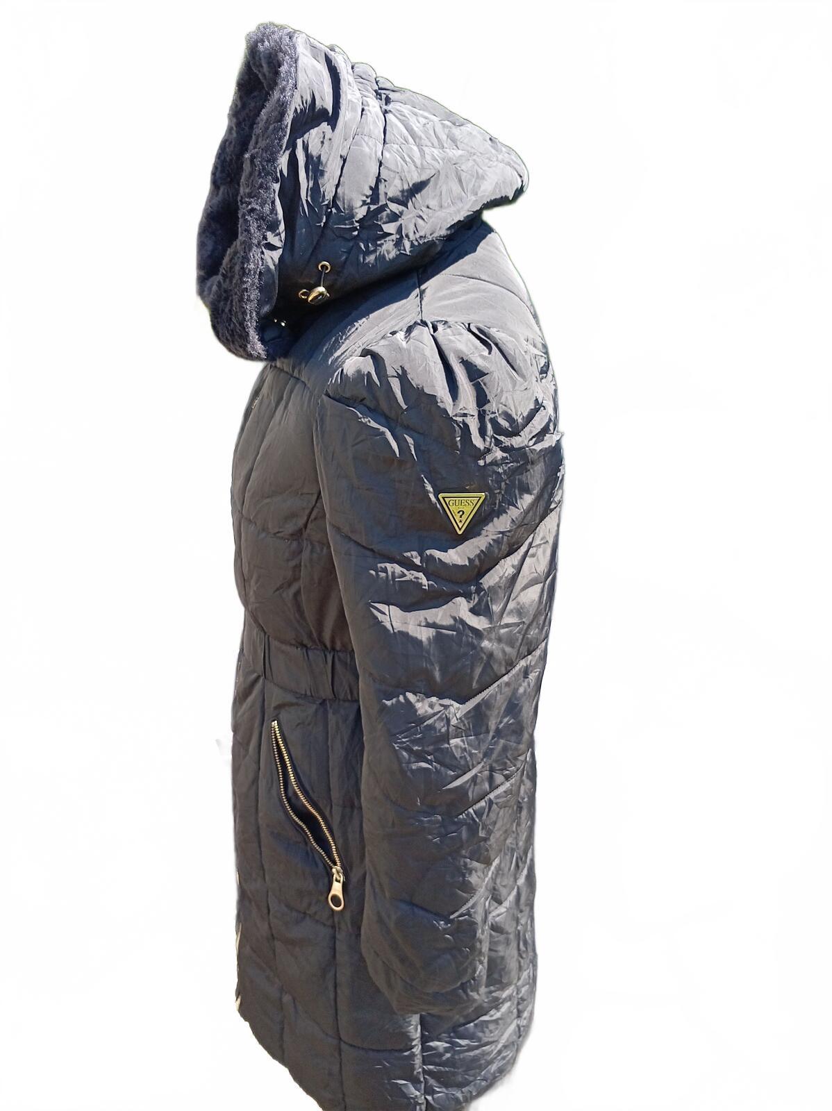 Guess Black Quilted Hooded Puffer Coat with Faux Fur Trim - Small