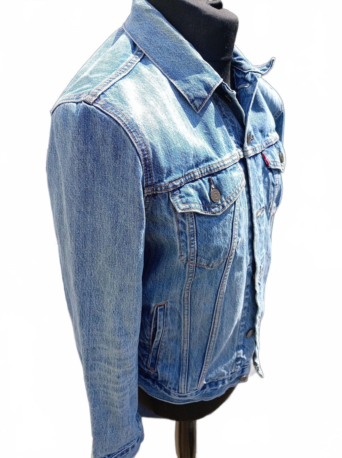 Levi Strauss & Co. Denim Trucker Jacket Size M 19" P2P