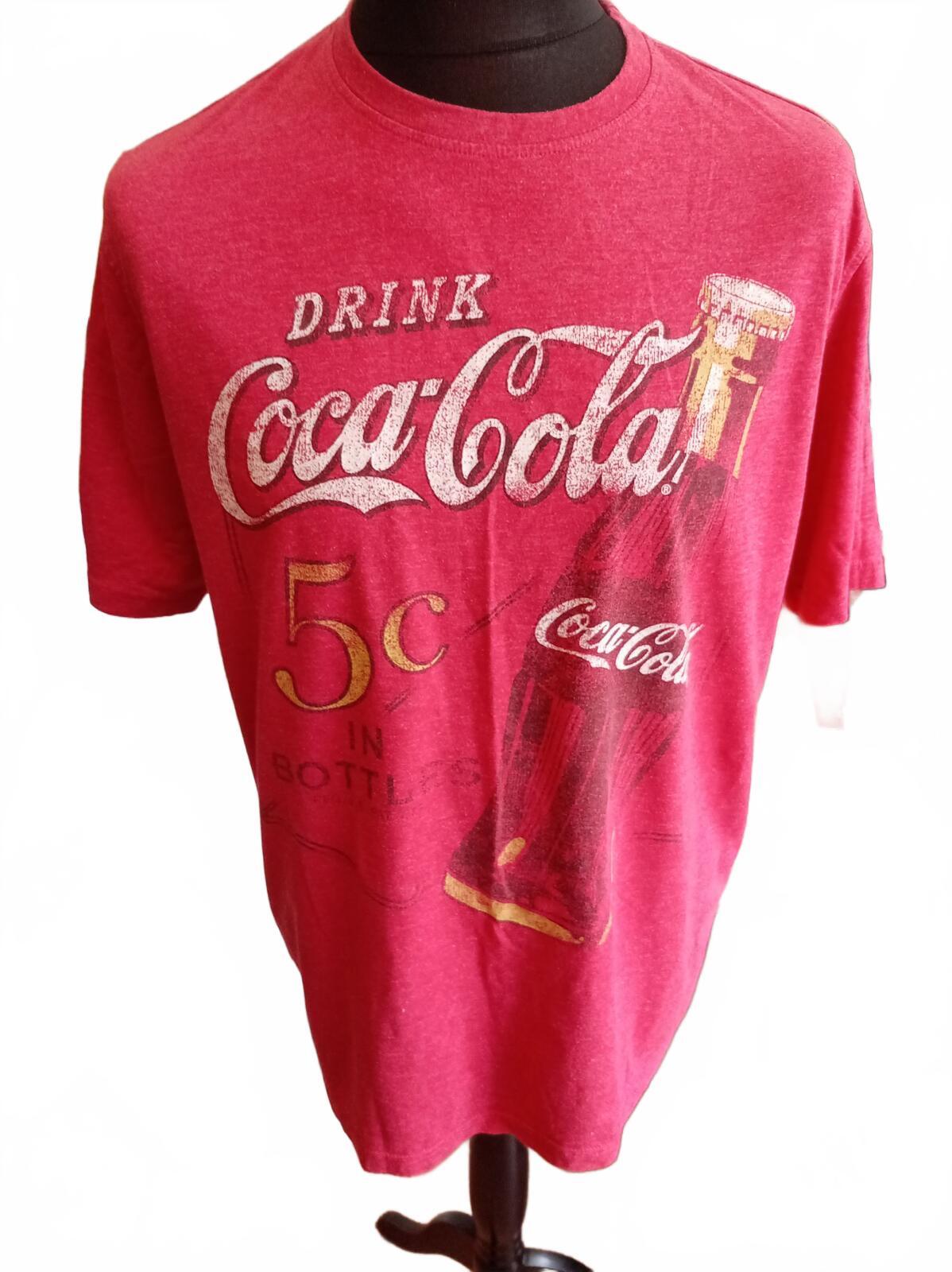Vintage look Coca-Cola Red Graphic T-Shirt with 5¢ Bottle Design, Size Large