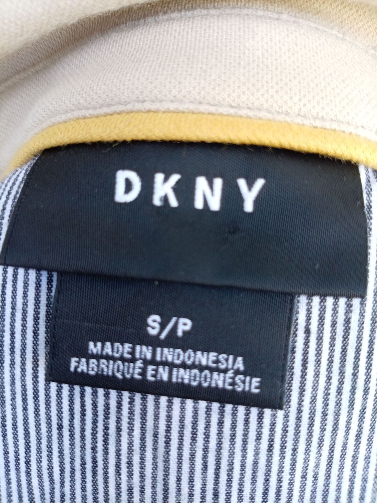 DKNY Polo Shirt – Beige with Yellow Trim – Size S – Smart Casual – Preloved